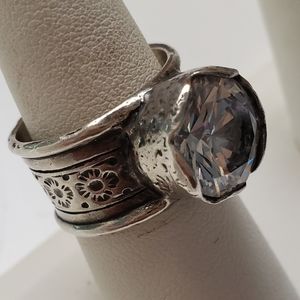 Cubic zirconia ring
